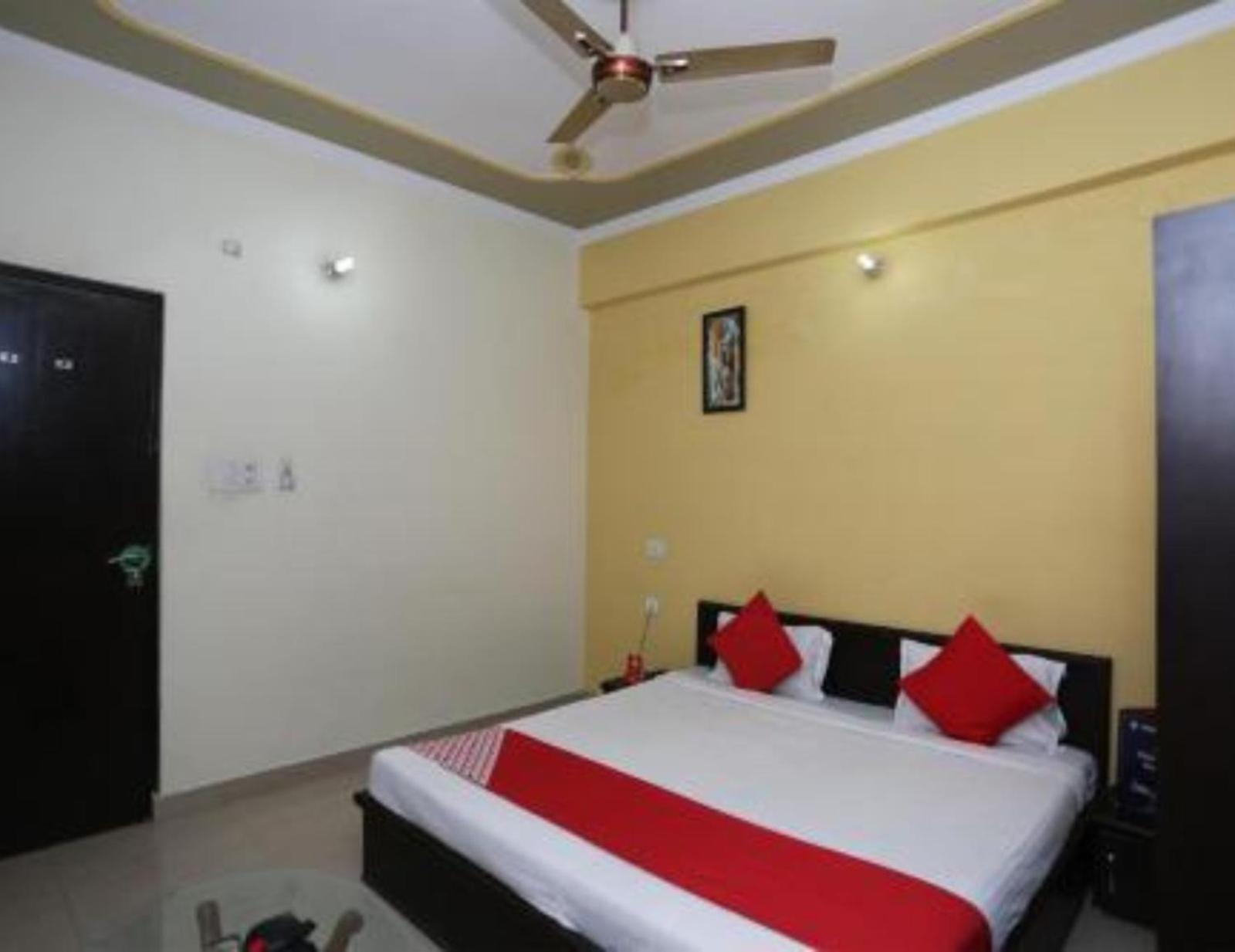 Hotel S K Palace Lucknow , Best Hotel In Lucknow , Hotel In Transport Nagar Lucknow ,Budget Hotels In Lucknow Esterno foto