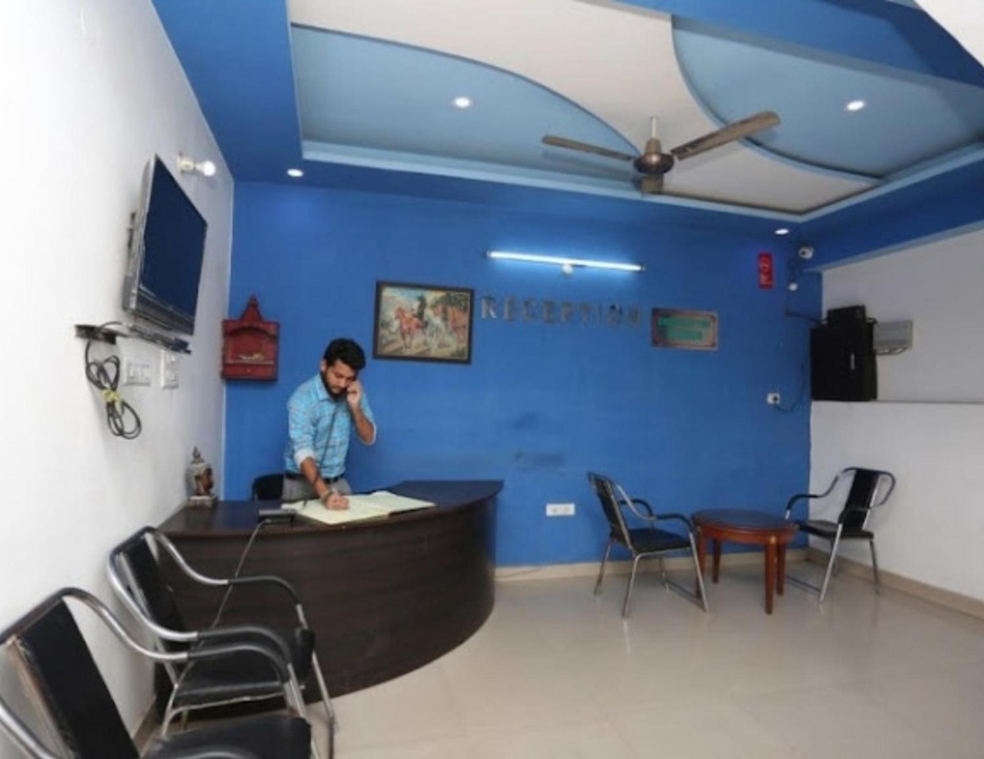 Hotel S K Palace Lucknow , Best Hotel In Lucknow , Hotel In Transport Nagar Lucknow ,Budget Hotels In Lucknow Esterno foto